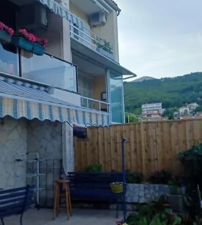 Apartment Azzurro *